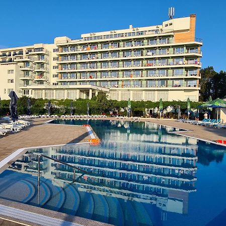 Hotel Comandor Mamaia Extérieur photo