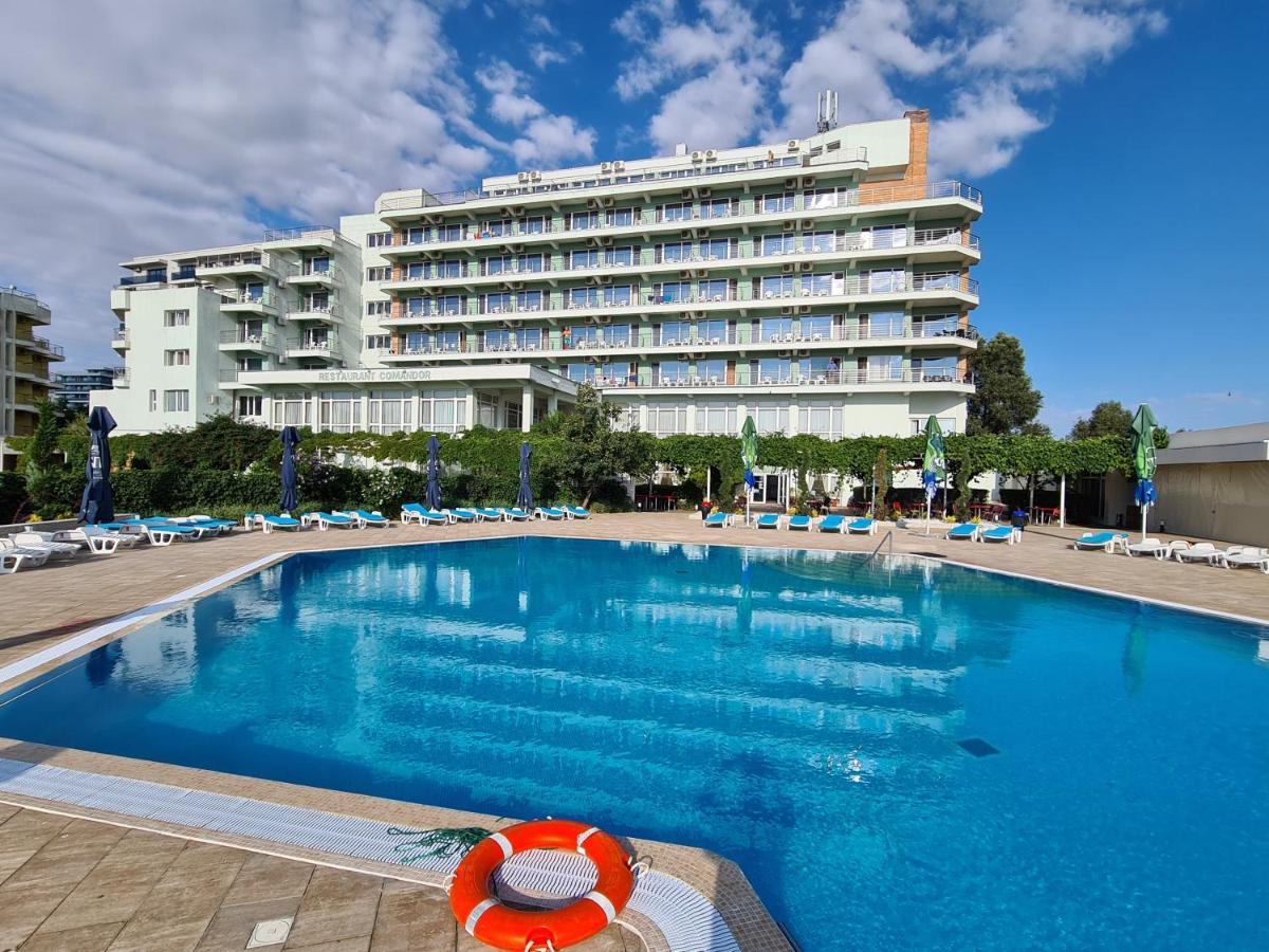 Hotel Comandor Mamaia Extérieur photo