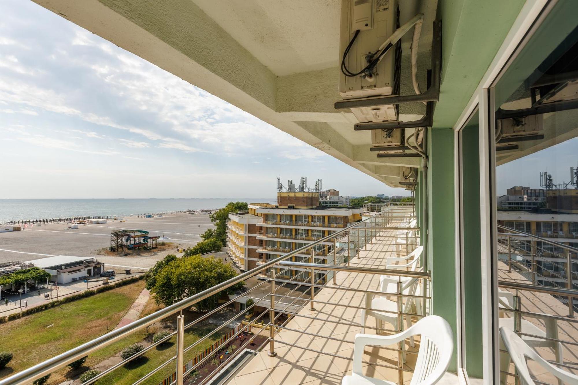 Hotel Comandor Mamaia Extérieur photo