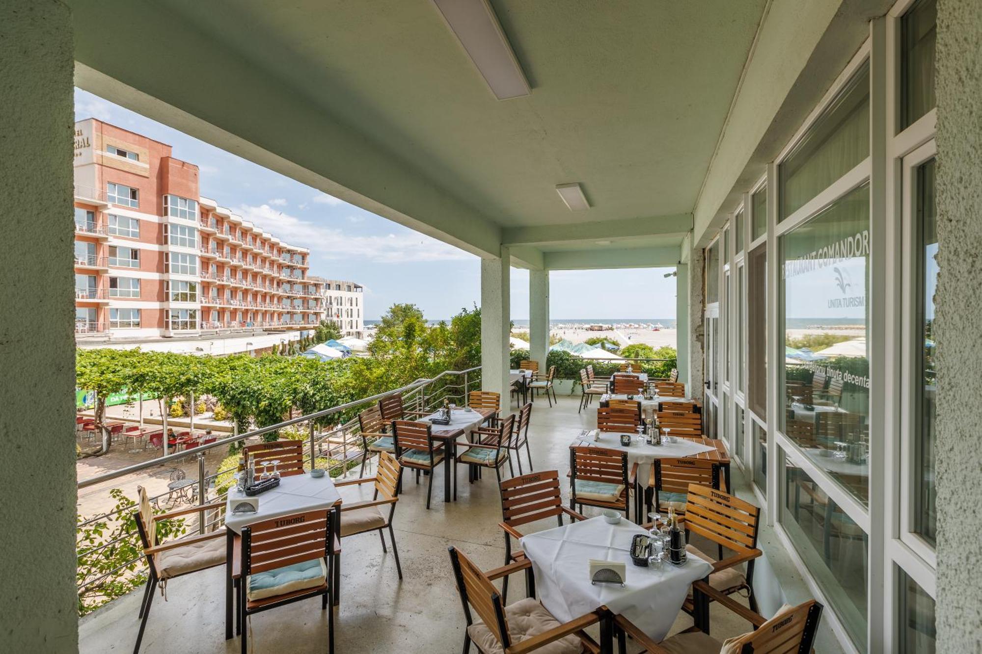 Hotel Comandor Mamaia Extérieur photo