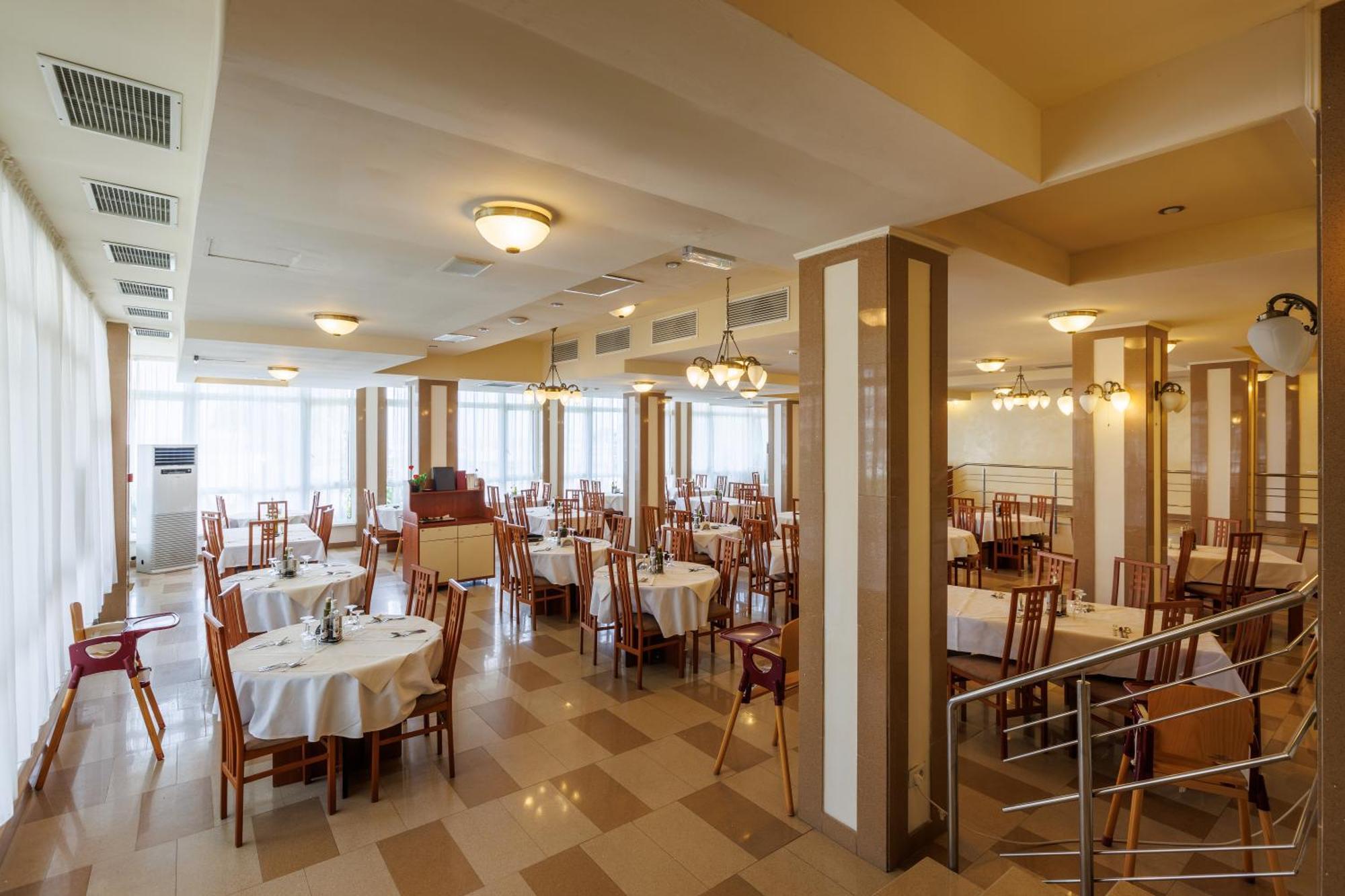 Hotel Comandor Mamaia Extérieur photo